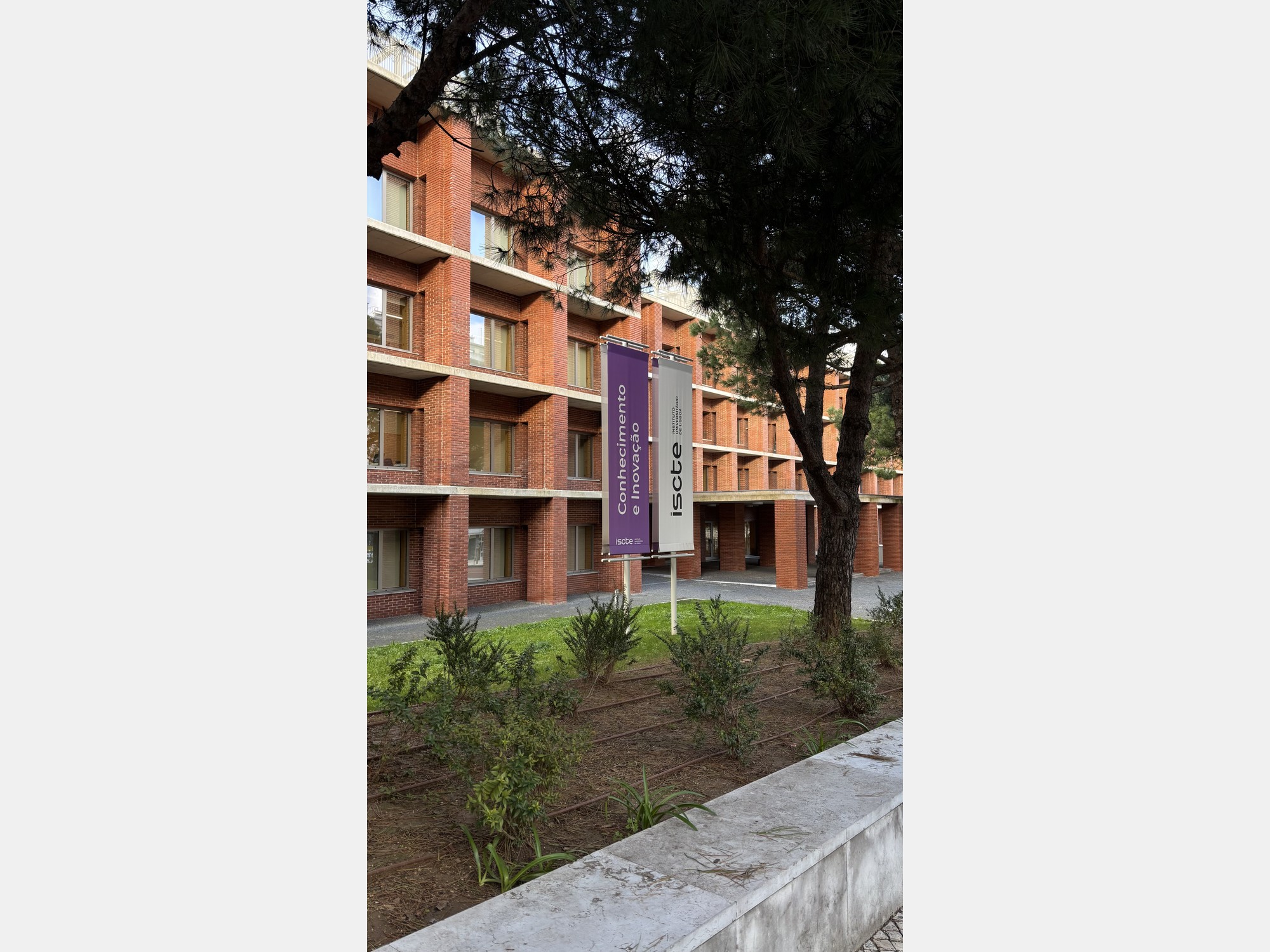 Image from ISCTE - Instituto Universitário de Lisboa